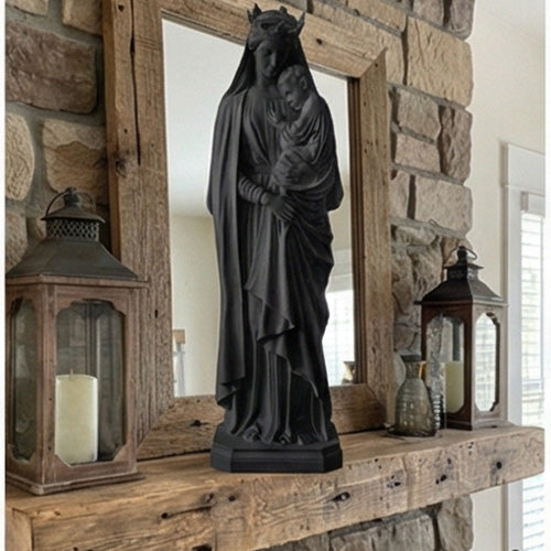 Holy Queen Holding Jesus Statue