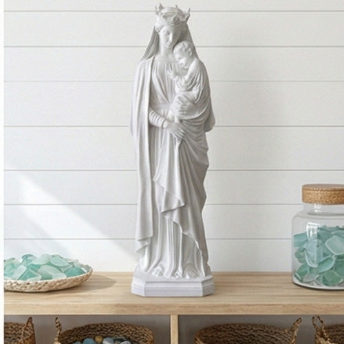Holy Queen Holding Jesus Statue